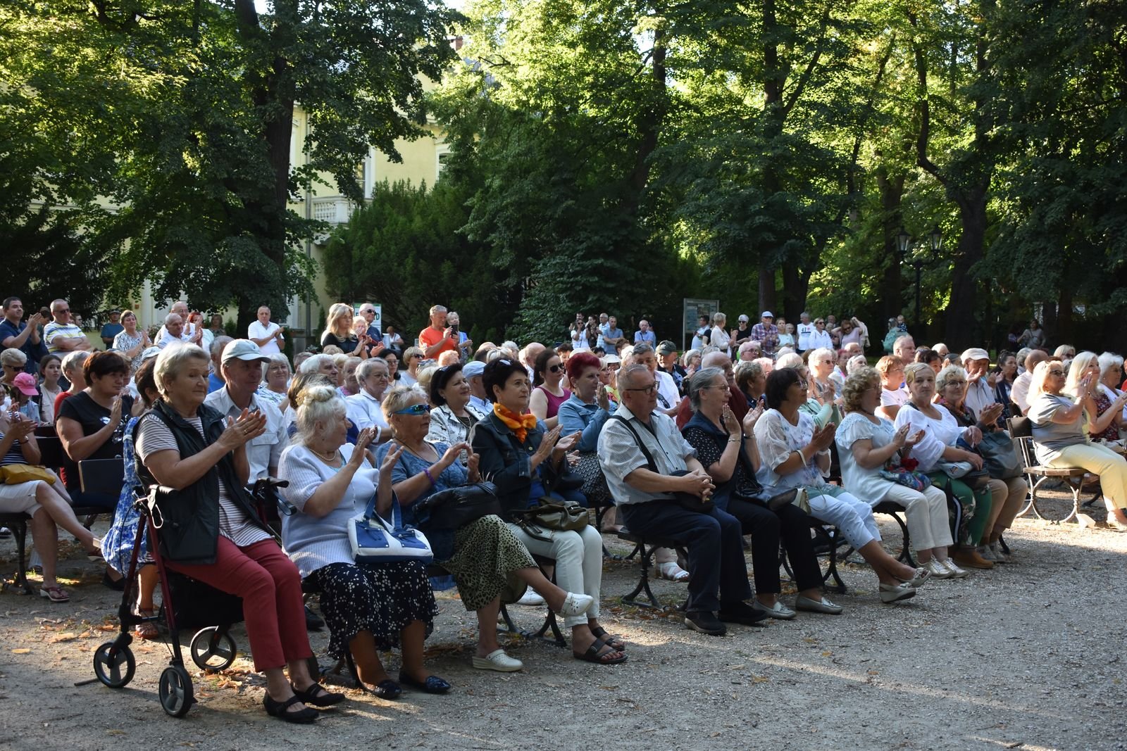 opera-na-promenadzie-107735