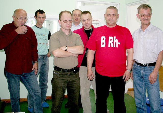 Oddajemy krew: może być ona potrzebna innym – mówią honorowi dawcy.
