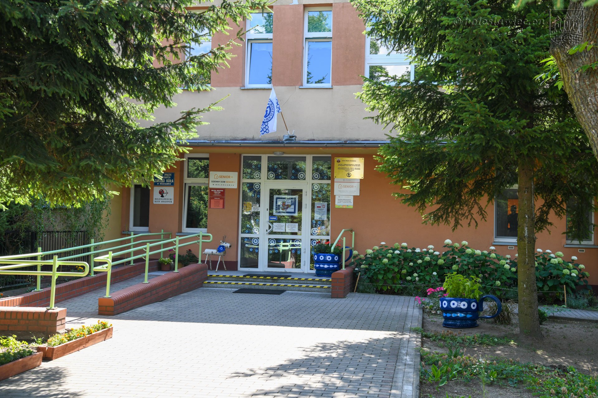 kobaltowy-miesiac-107835