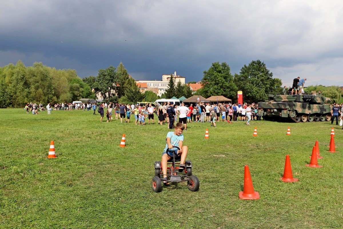 wojskowy-piknik-mon-w-jeleniej-gorze-107910