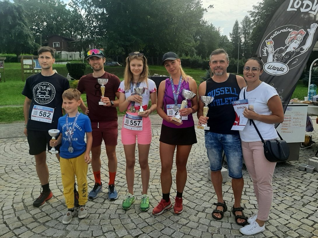 pobiegli-na-okraj-107916