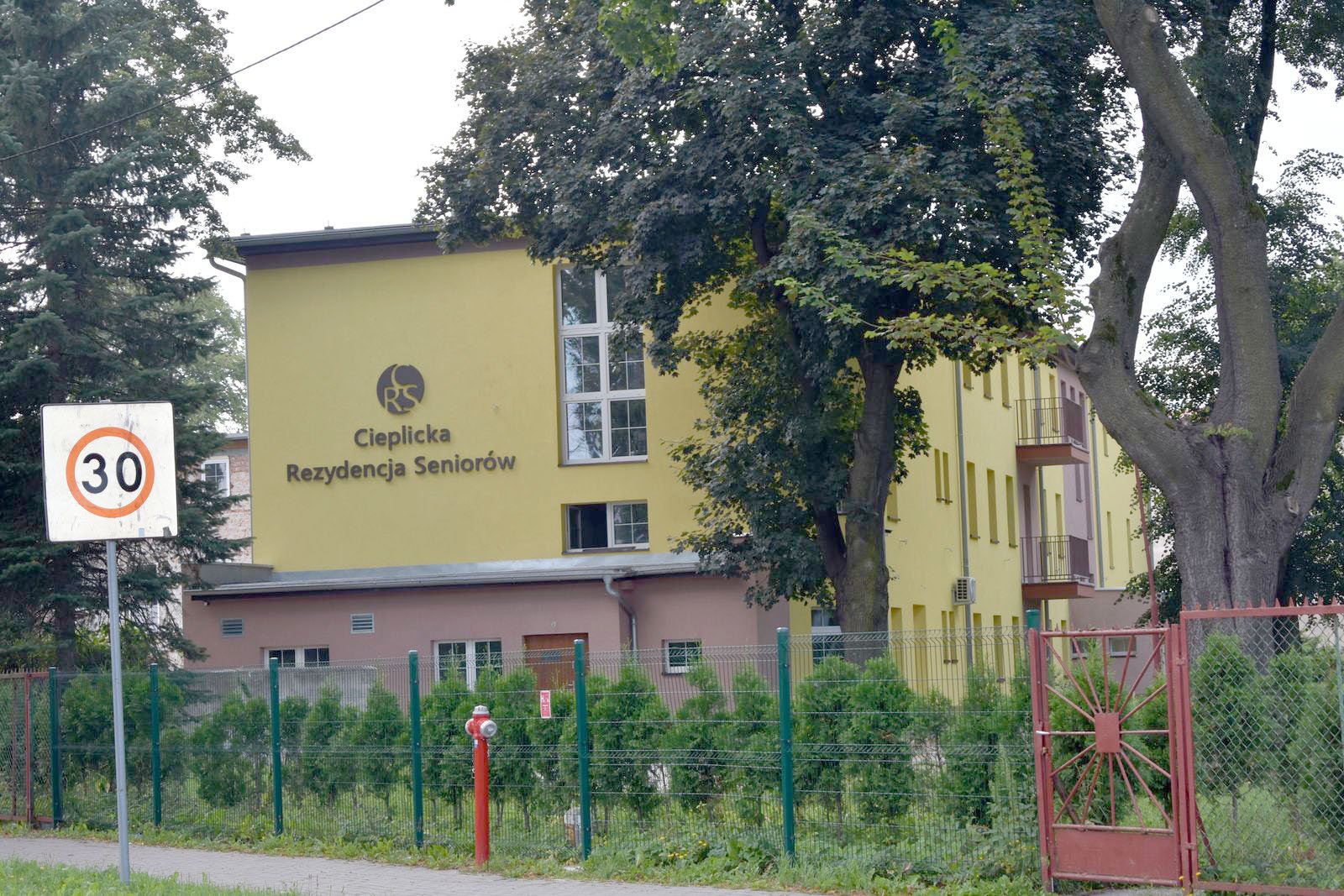 nowy-dom-opieki-w-dawnym-szpitalu-107931