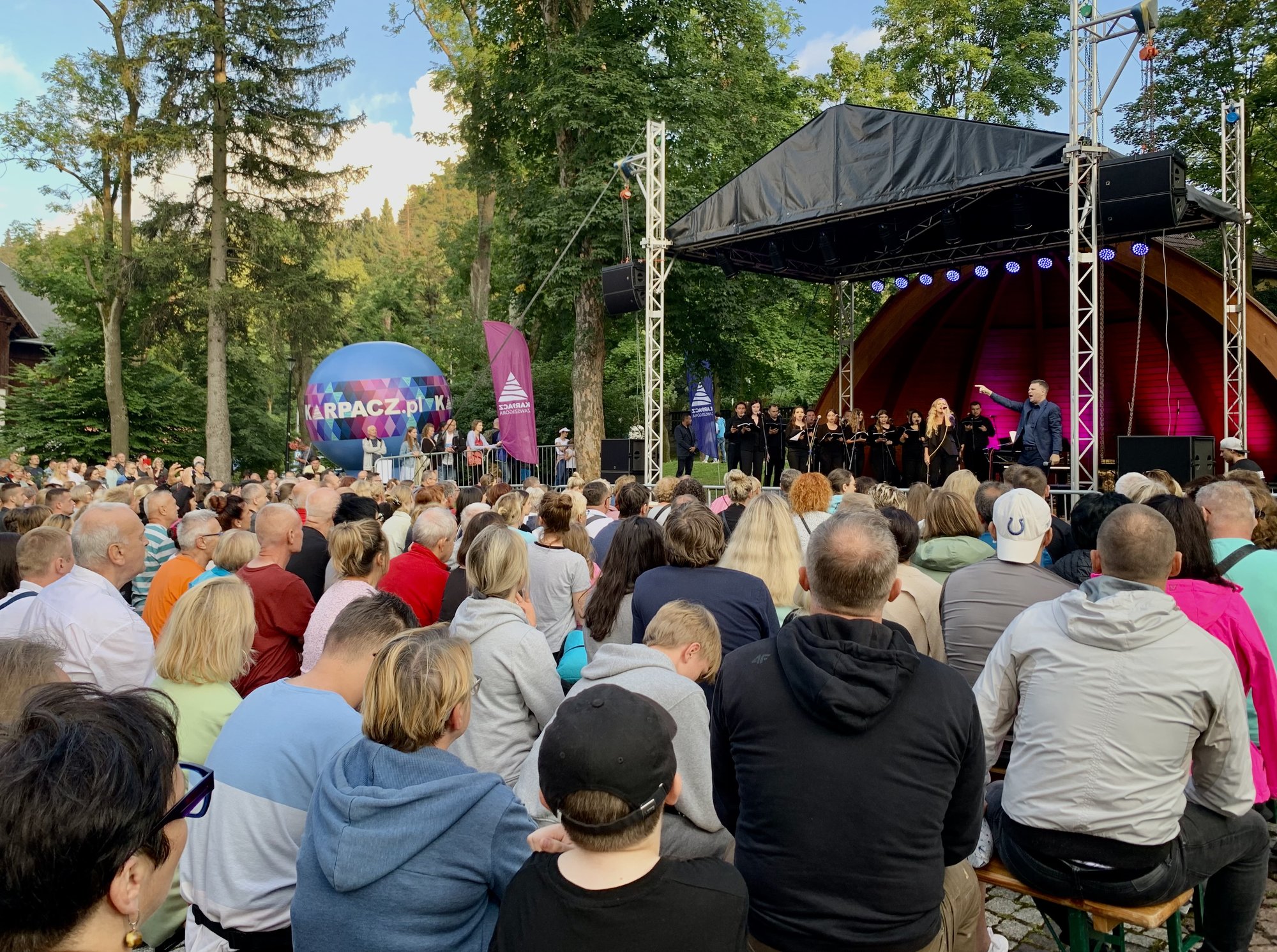 koncert-krzesimira-debskiego-pod-sniezka-107935