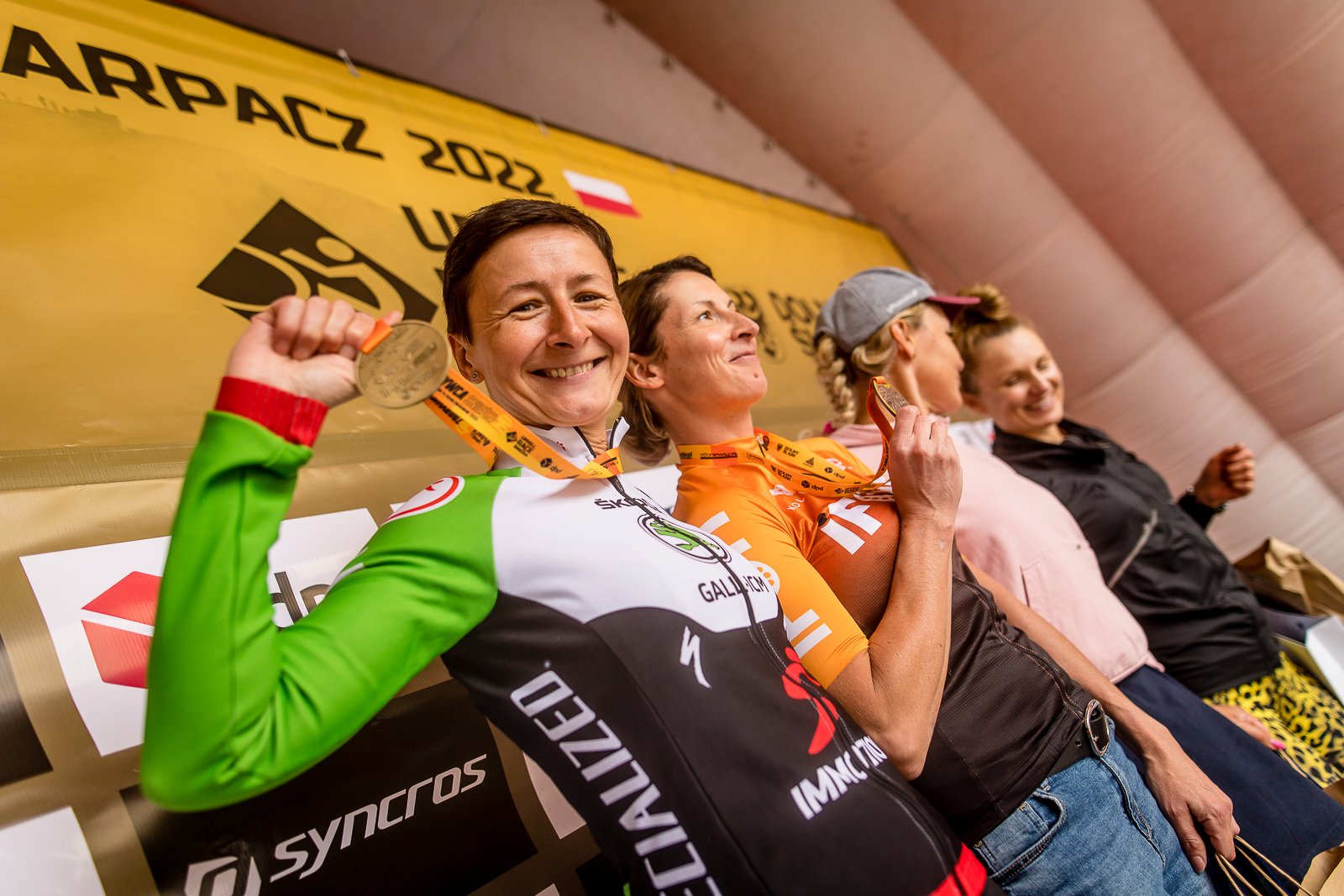 uphill-race-sniezka-w-strugach-deszczu-108093