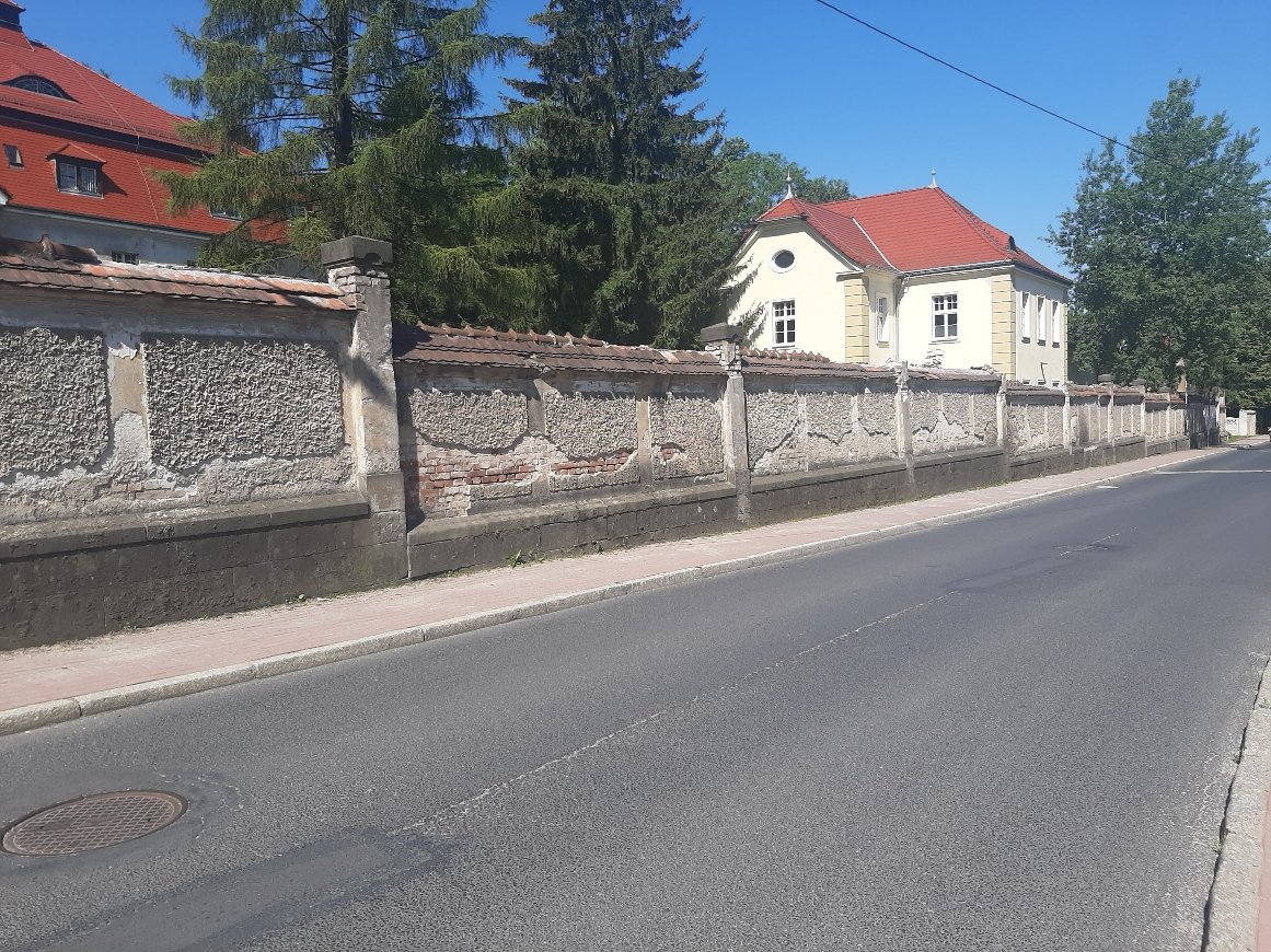 co-czeka-niszczejacy-kompleks-szpitalny-108266