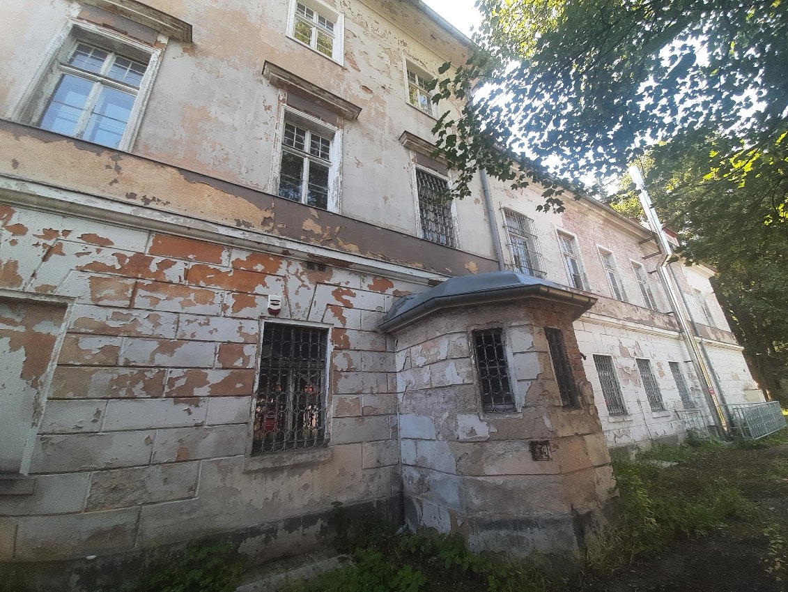 co-czeka-niszczejacy-kompleks-szpitalny-108266
