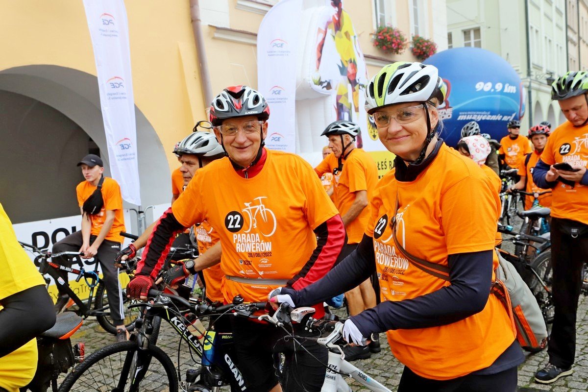 parada-rowerow-w-deszczowej-aurze-108295