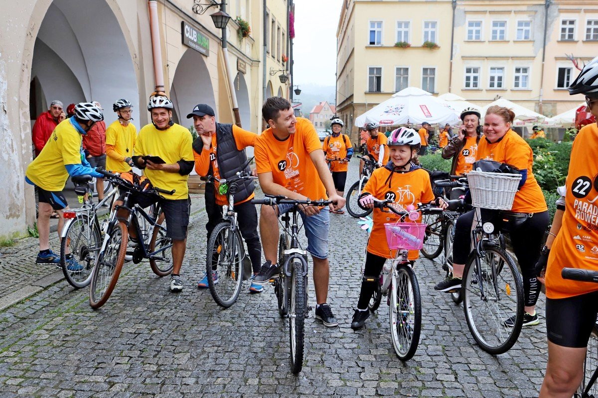 parada-rowerow-w-deszczowej-aurze-108295