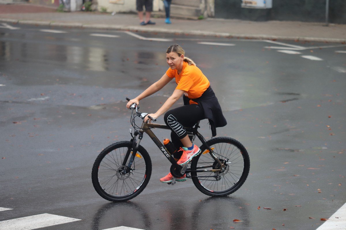 parada-rowerow-w-deszczowej-aurze-108295