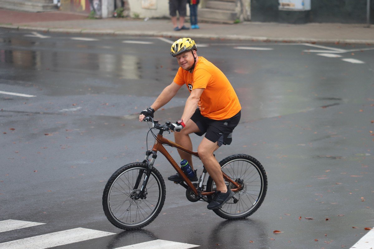 parada-rowerow-w-deszczowej-aurze-108295