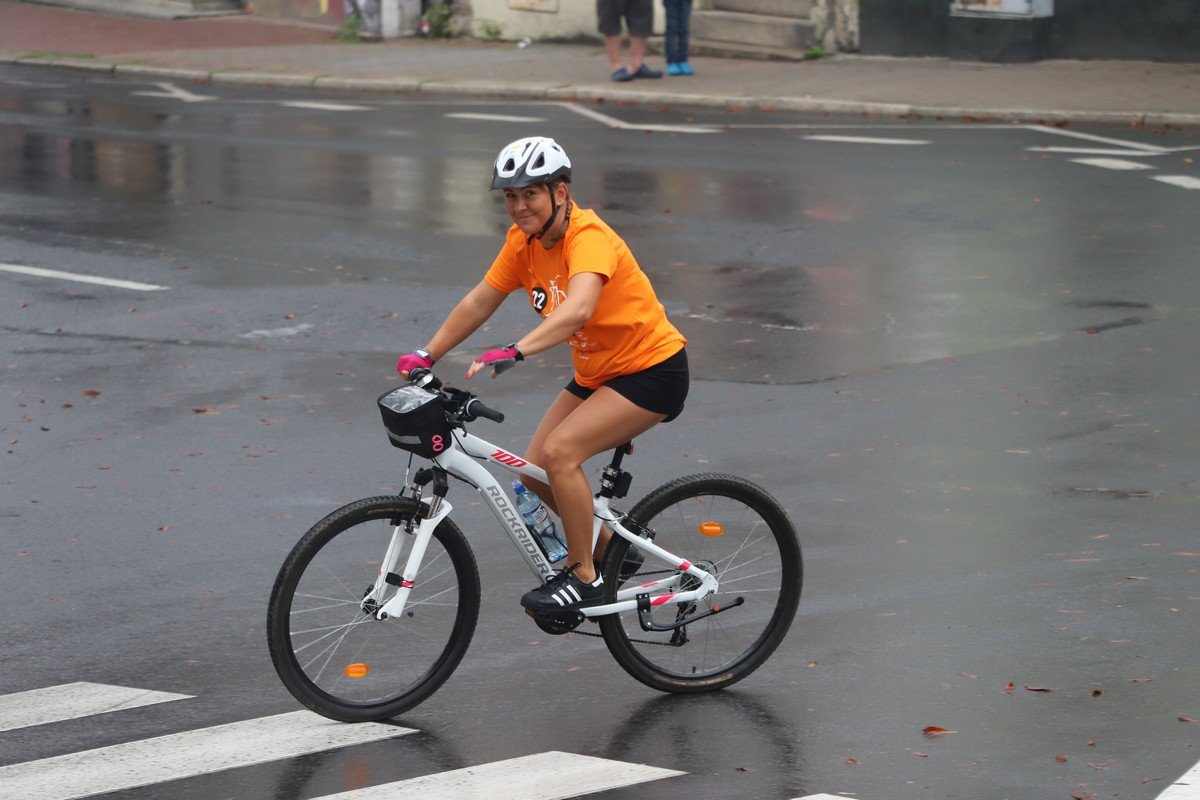parada-rowerow-w-deszczowej-aurze-108295