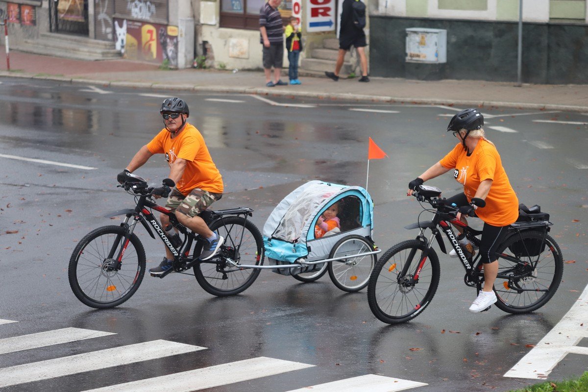 parada-rowerow-w-deszczowej-aurze-108295