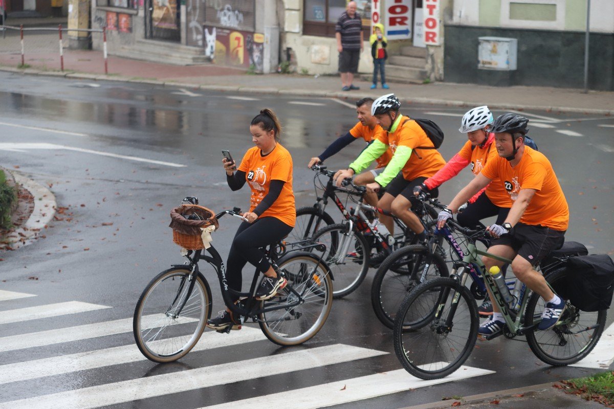 parada-rowerow-w-deszczowej-aurze-108295