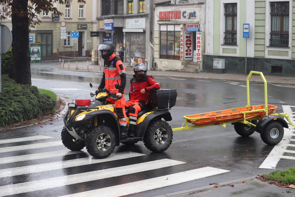 parada-rowerow-w-deszczowej-aurze-108295