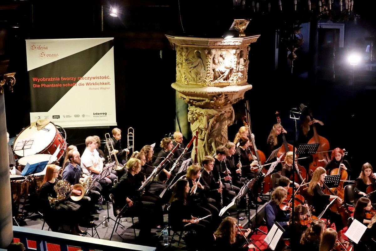 zachwycia-powszechna-orkiestra-jeleniogorska-108319