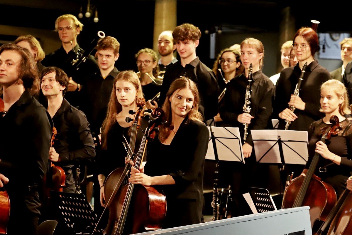 zachwycia-powszechna-orkiestra-jeleniogorska-108319