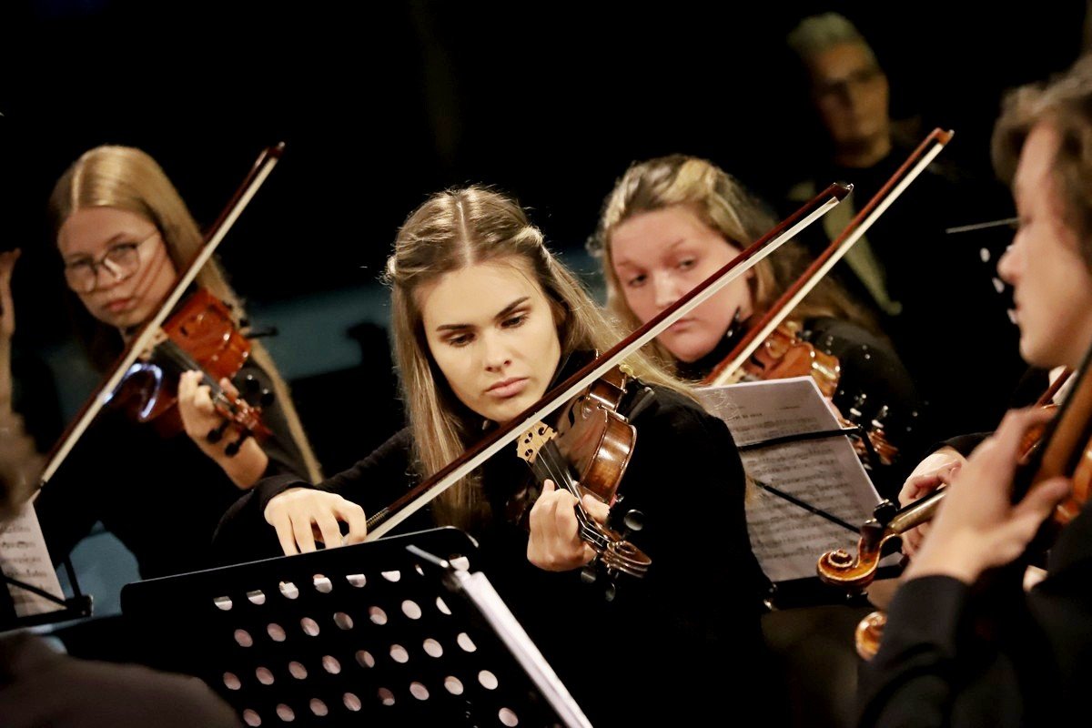 zachwycia-powszechna-orkiestra-jeleniogorska-108319