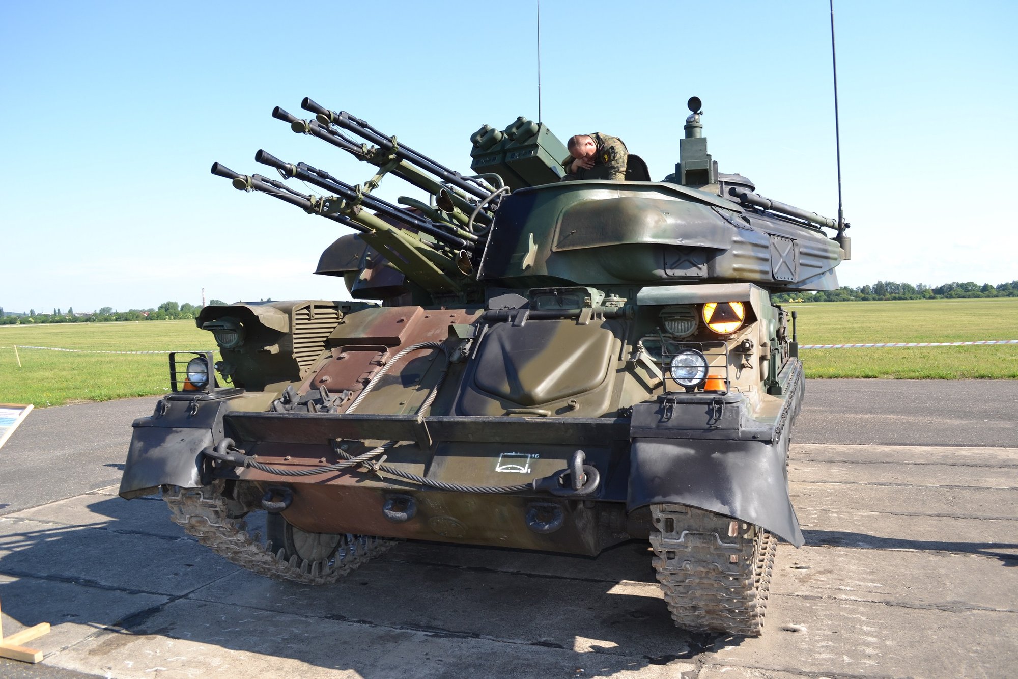 swieto-wojsk-obrony-przeciwlotniczej-108388