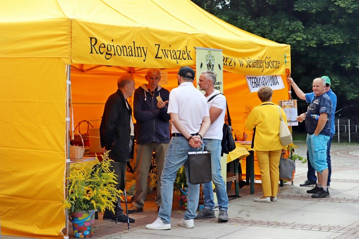 najsodsza-impreza-weekendu-w-cieplicach-108471