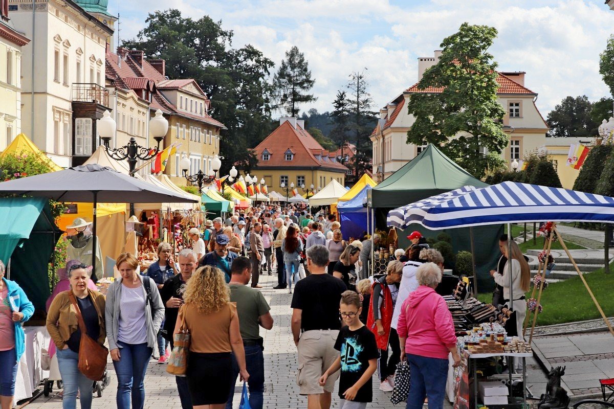 najsodsza-impreza-weekendu-w-cieplicach-108471