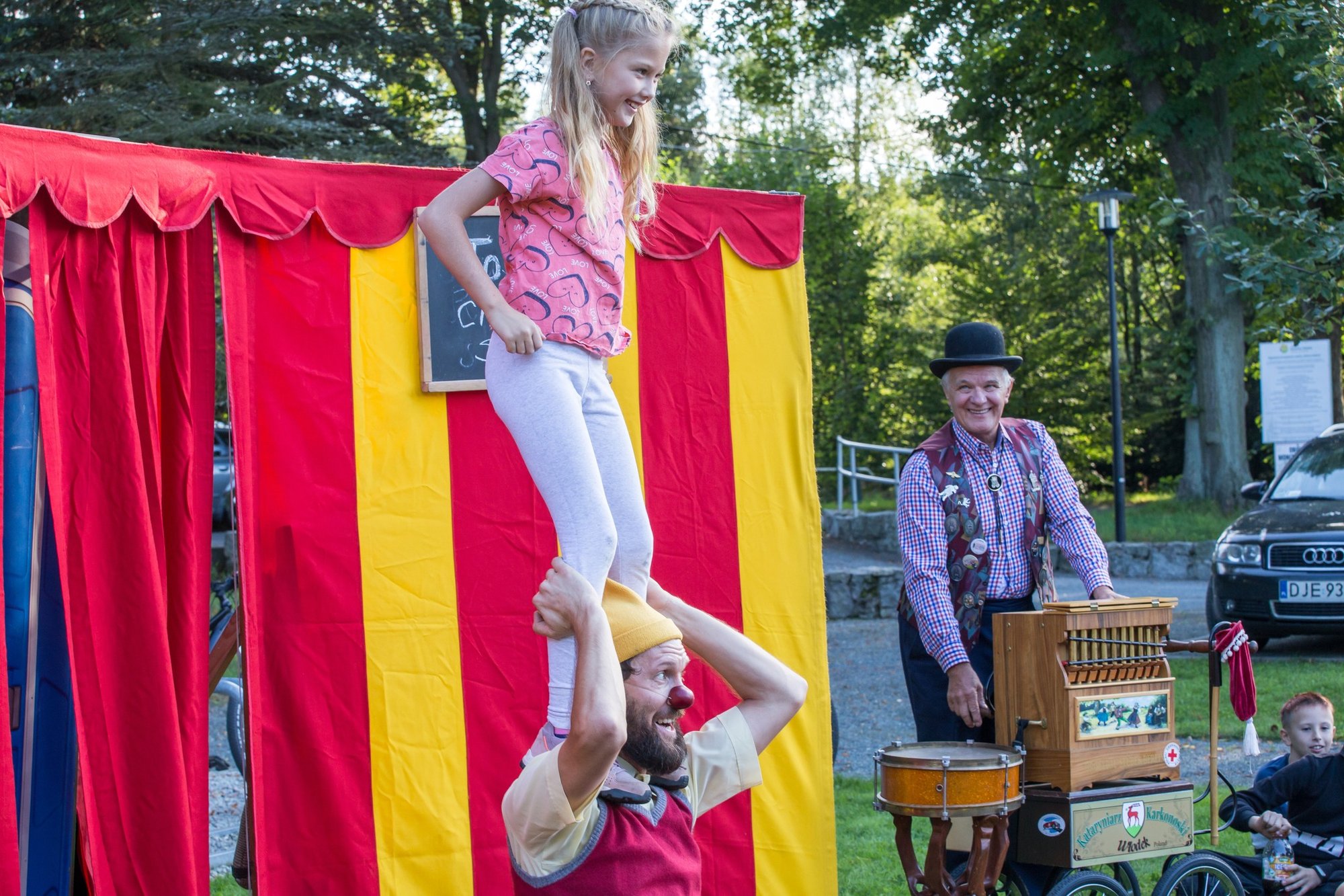 wesoo-w-zielonej-dolinie-108475