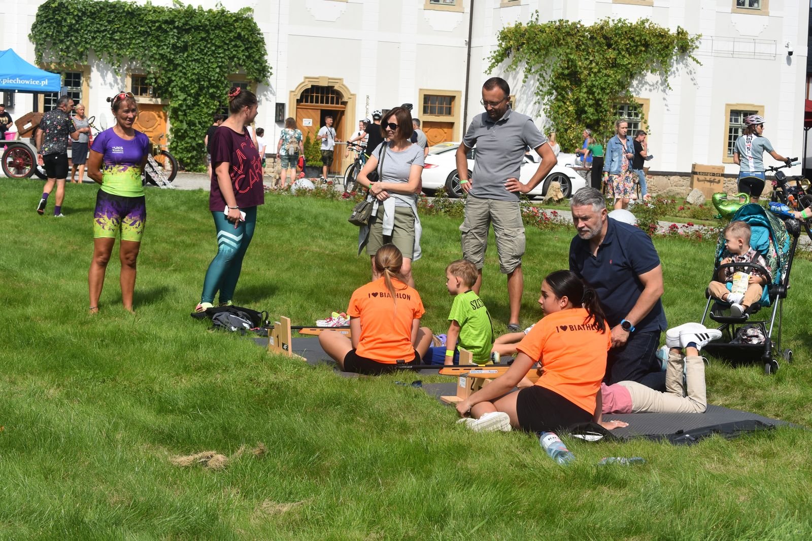 piknik-motoryzacyjny-przy-paacu-w-pakoszowie-108478
