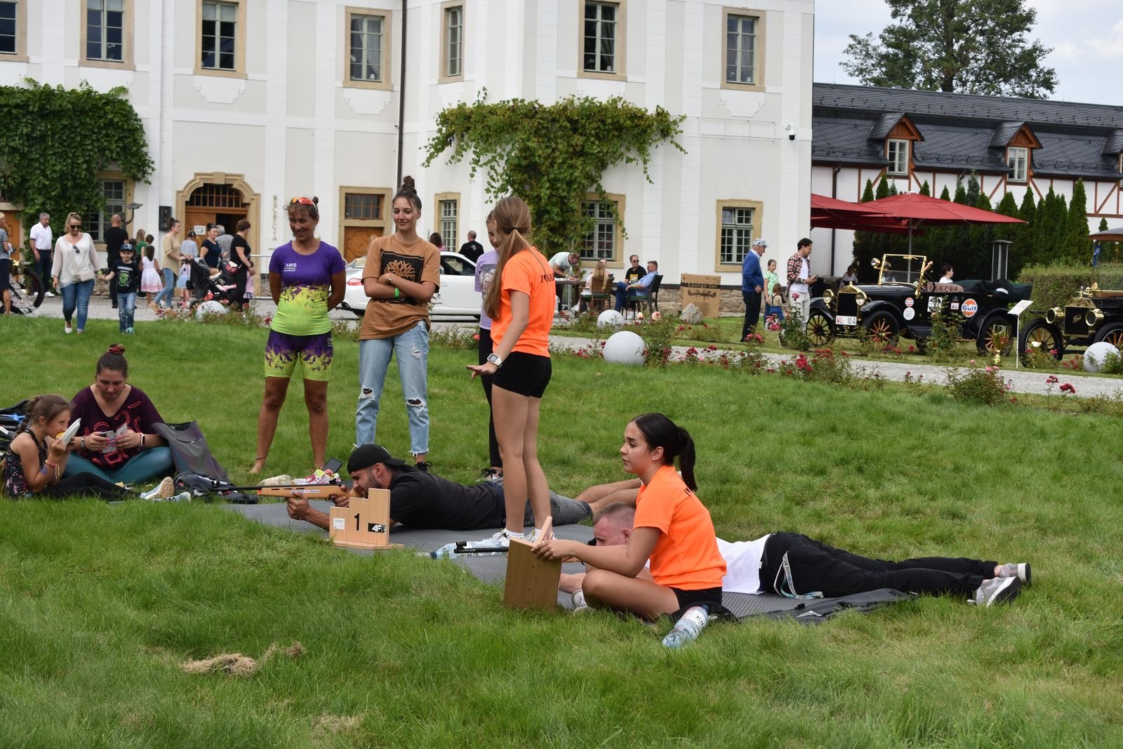 piknik-motoryzacyjny-przy-paacu-w-pakoszowie-108478