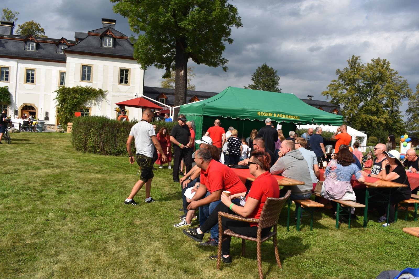 piknik-motoryzacyjny-przy-paacu-w-pakoszowie-108478