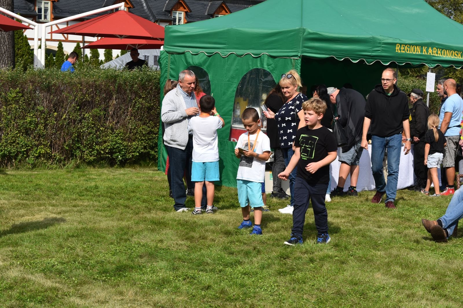 piknik-motoryzacyjny-przy-paacu-w-pakoszowie-108478