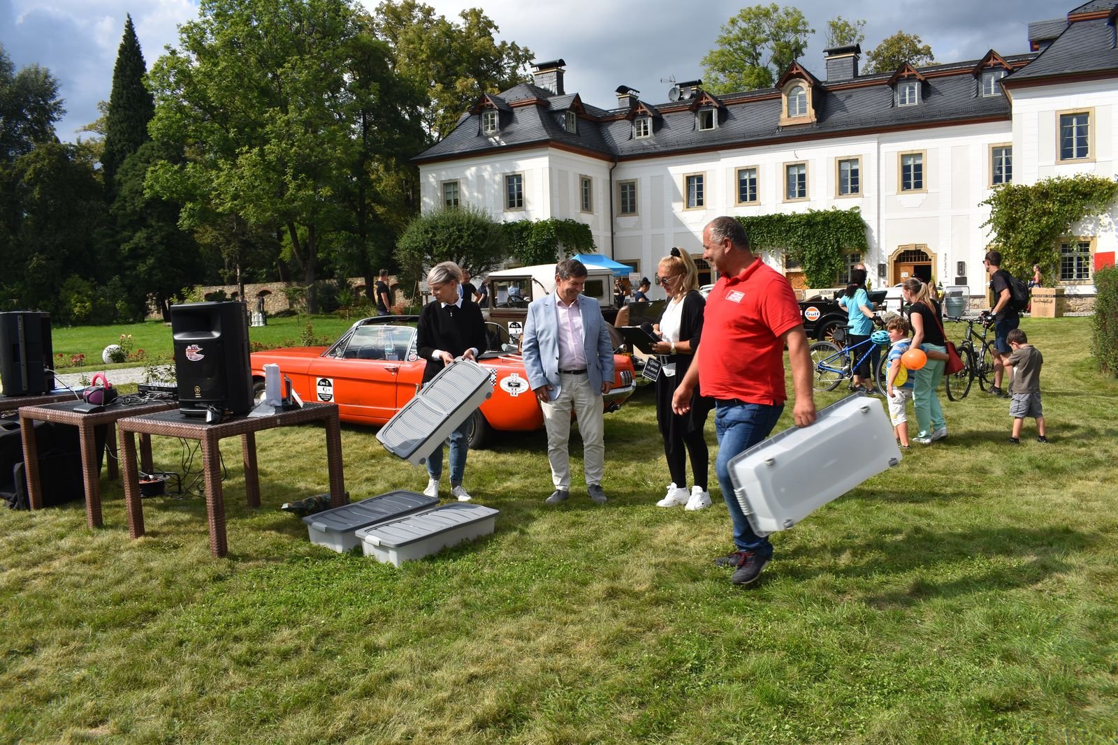 piknik-motoryzacyjny-przy-paacu-w-pakoszowie-108478