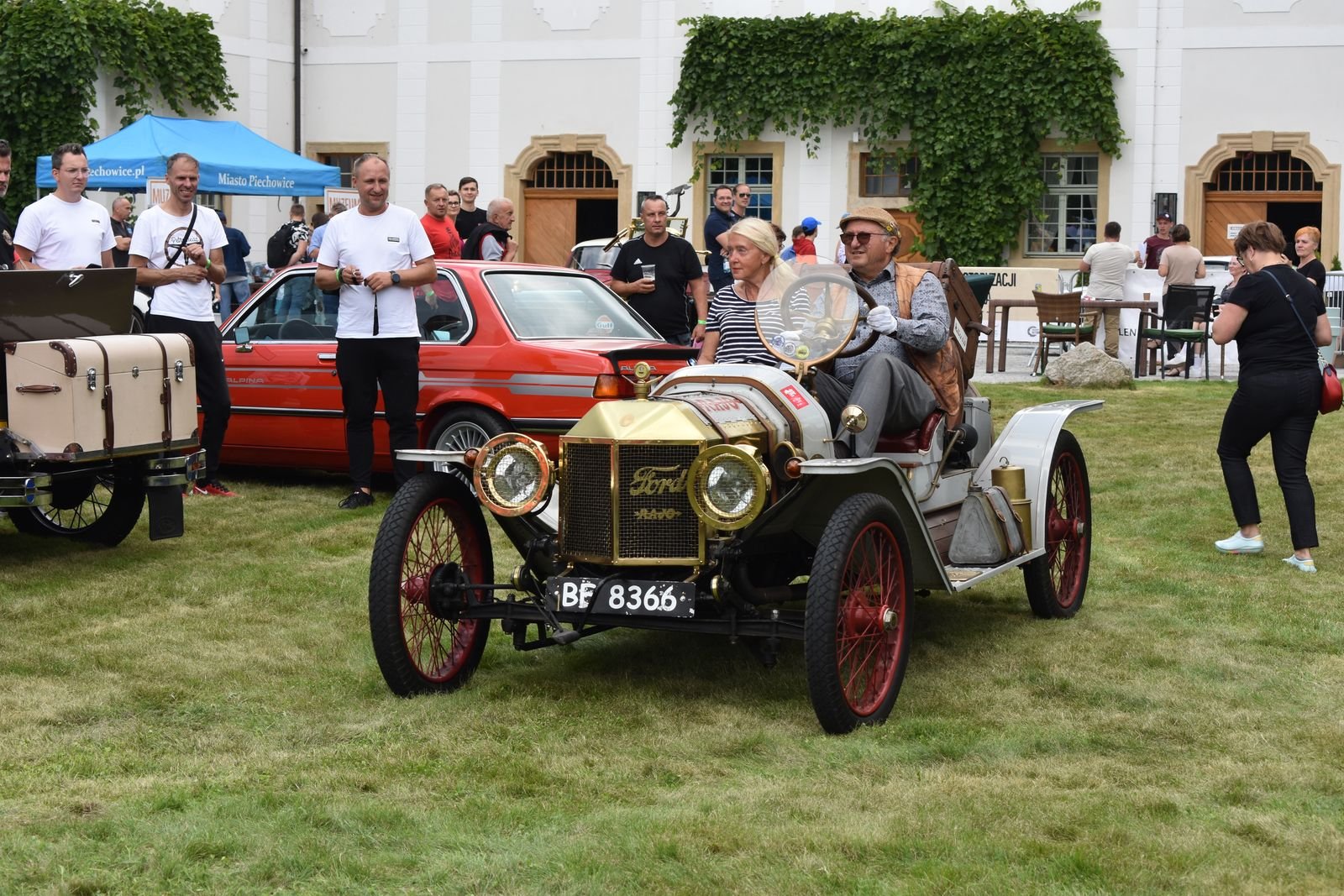 piknik-motoryzacyjny-przy-paacu-w-pakoszowie-108478