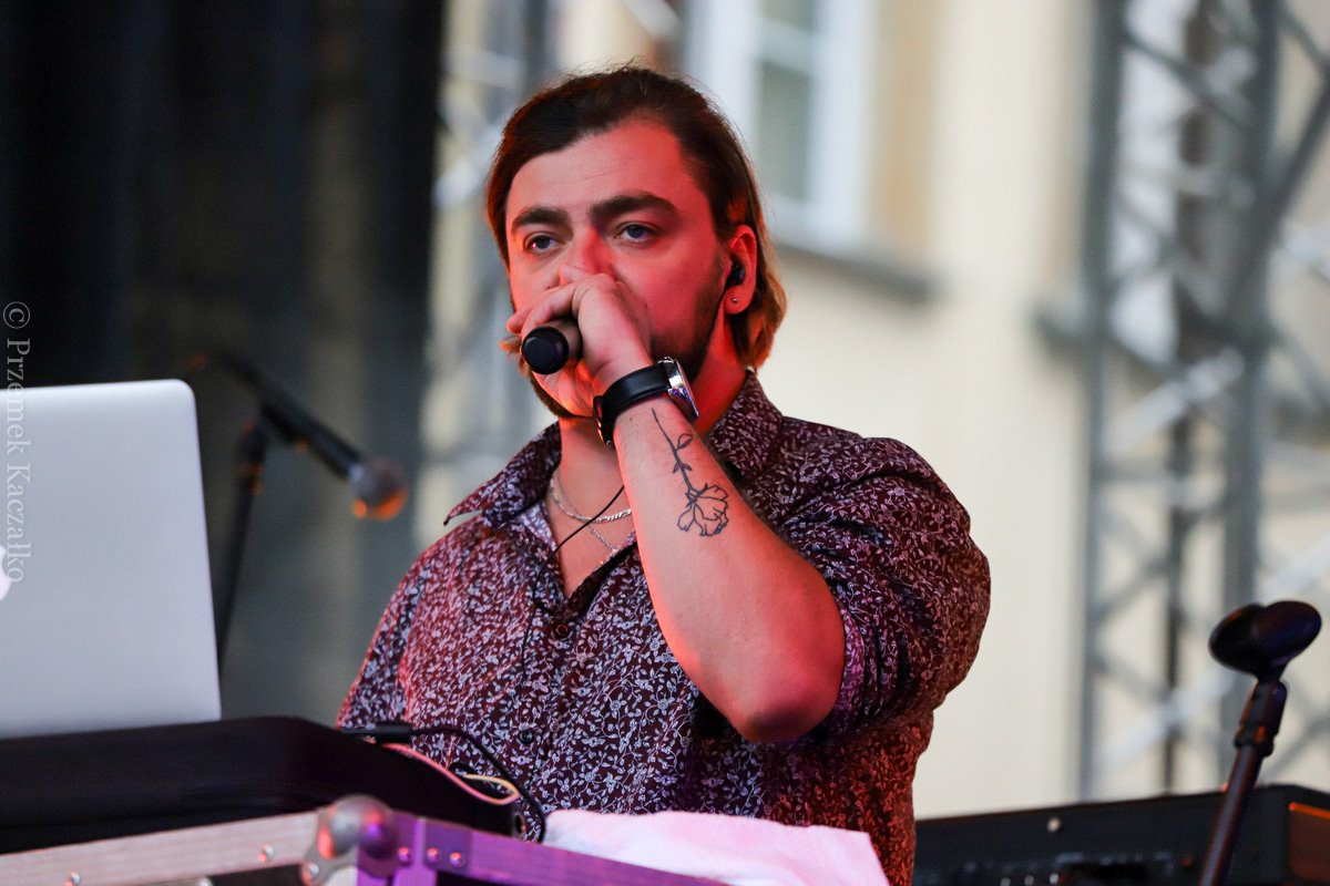 sarius-i-baranovski-gwiazdami-drugiego-dnia-inauguracji-108483