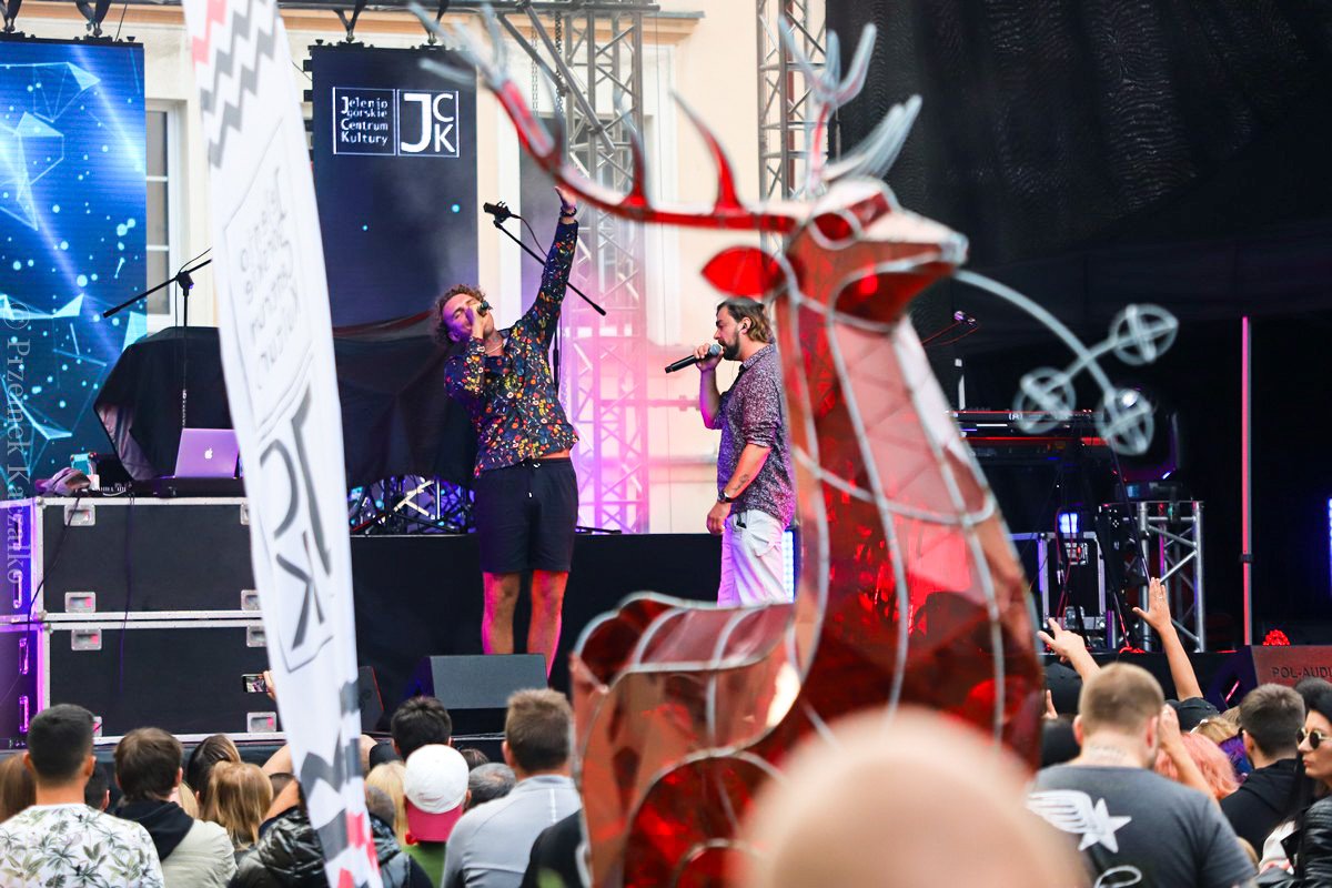 sarius-i-baranovski-gwiazdami-drugiego-dnia-inauguracji-108483
