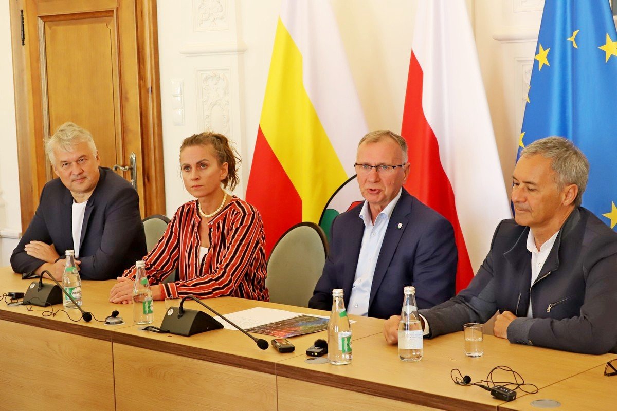znowu-beda-pokazy-swietlne-i-koncerty-108504
