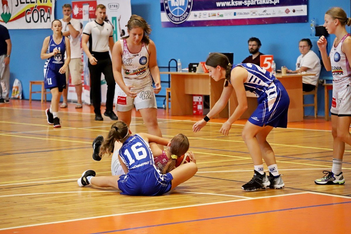 basket-slovanka-najlepszy-w-u15-108511