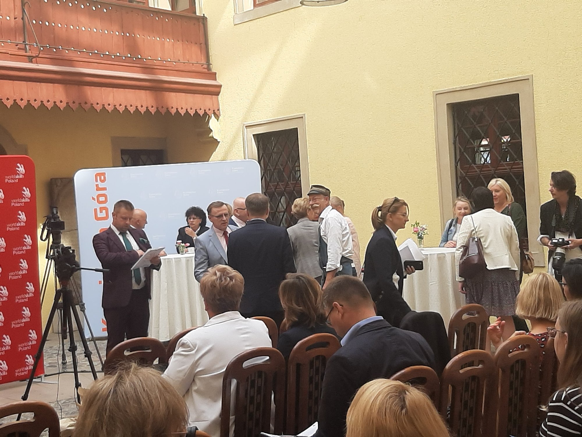 konferencja-o-szkolnictwie-branzowym-z-udziaem-wiceminister-machaek-108527