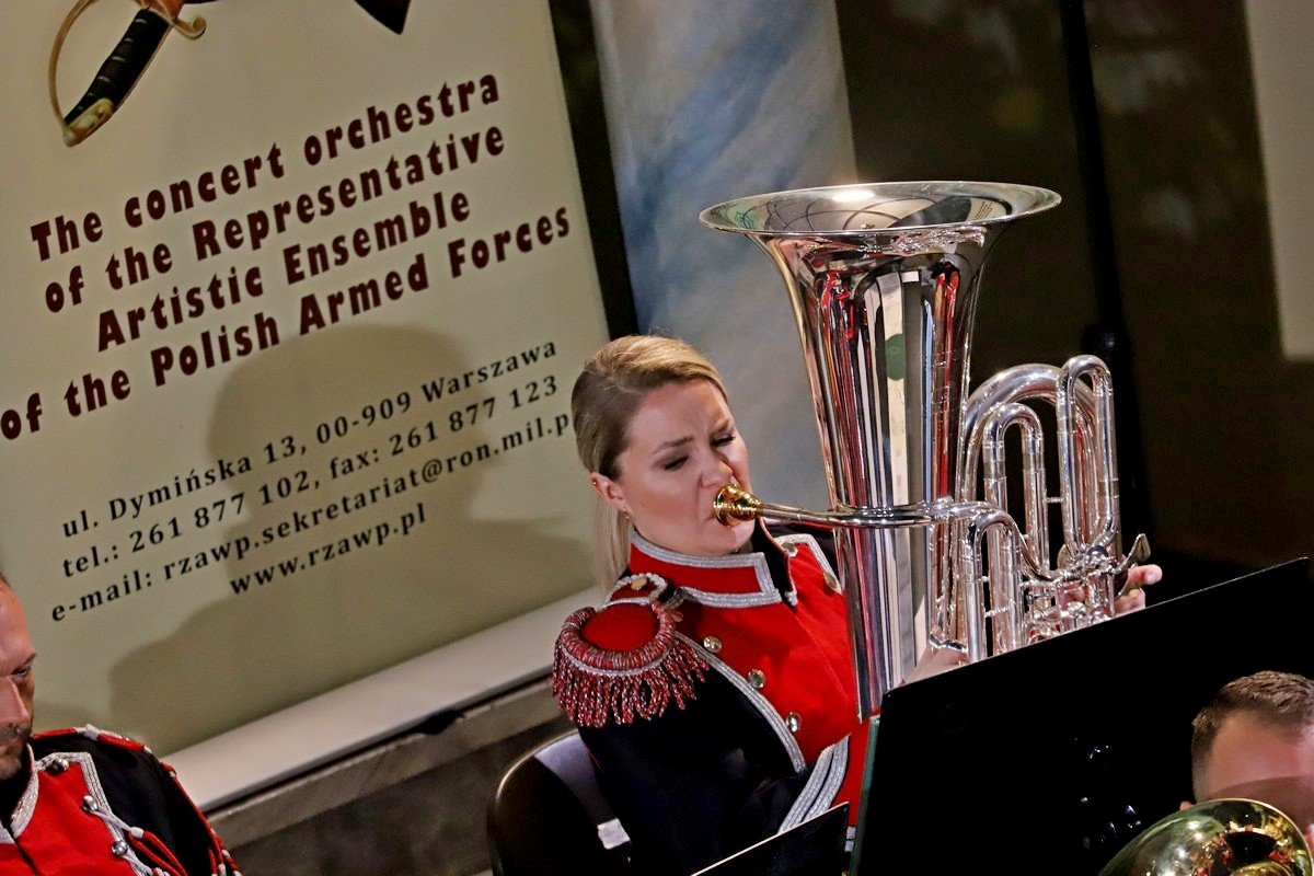 wystapia-orkiestra-wojska-polskiego-byy-owacje-108555