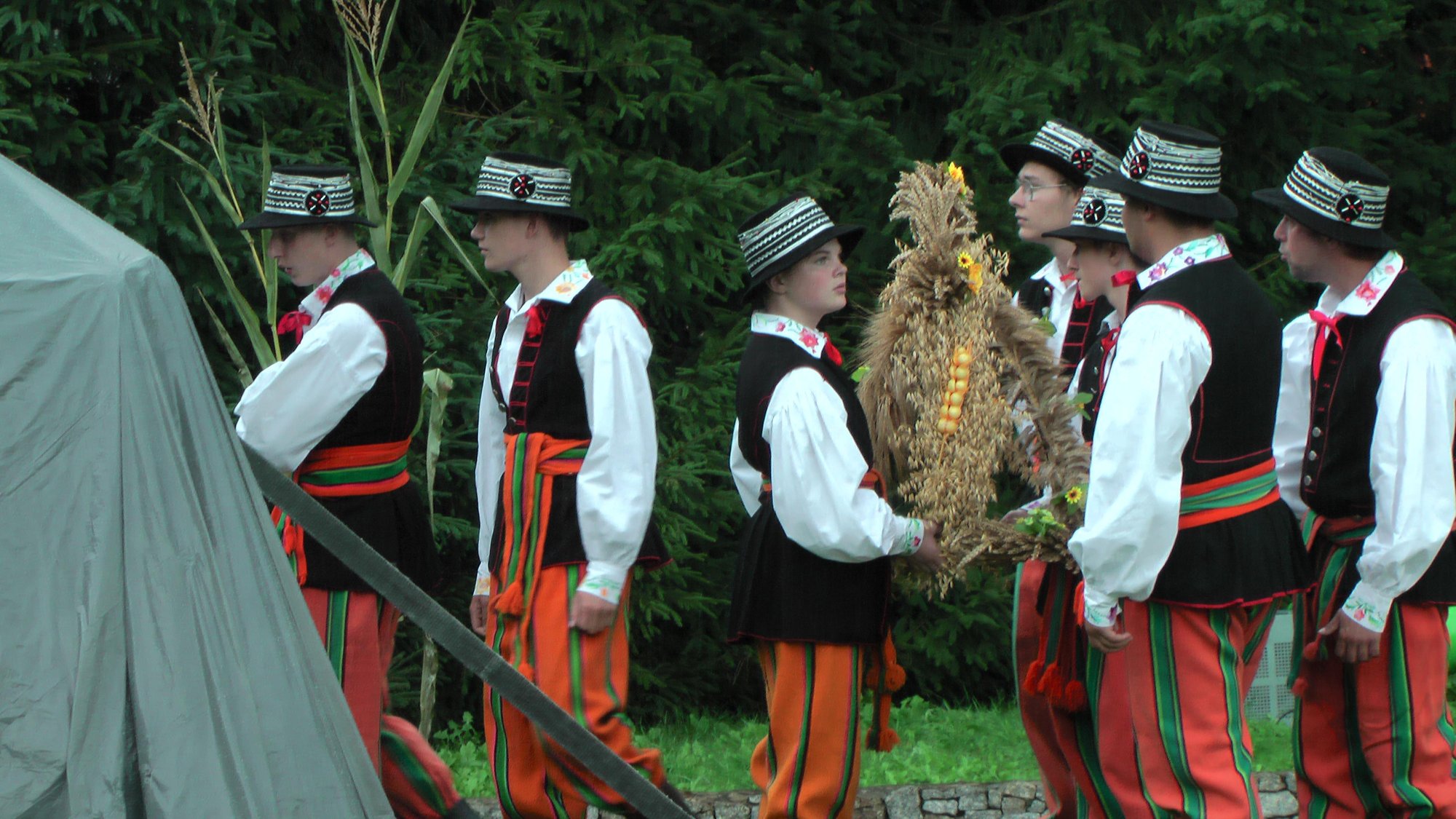 uroczyste-swieto-plonow-w-pisarzowicach-108590
