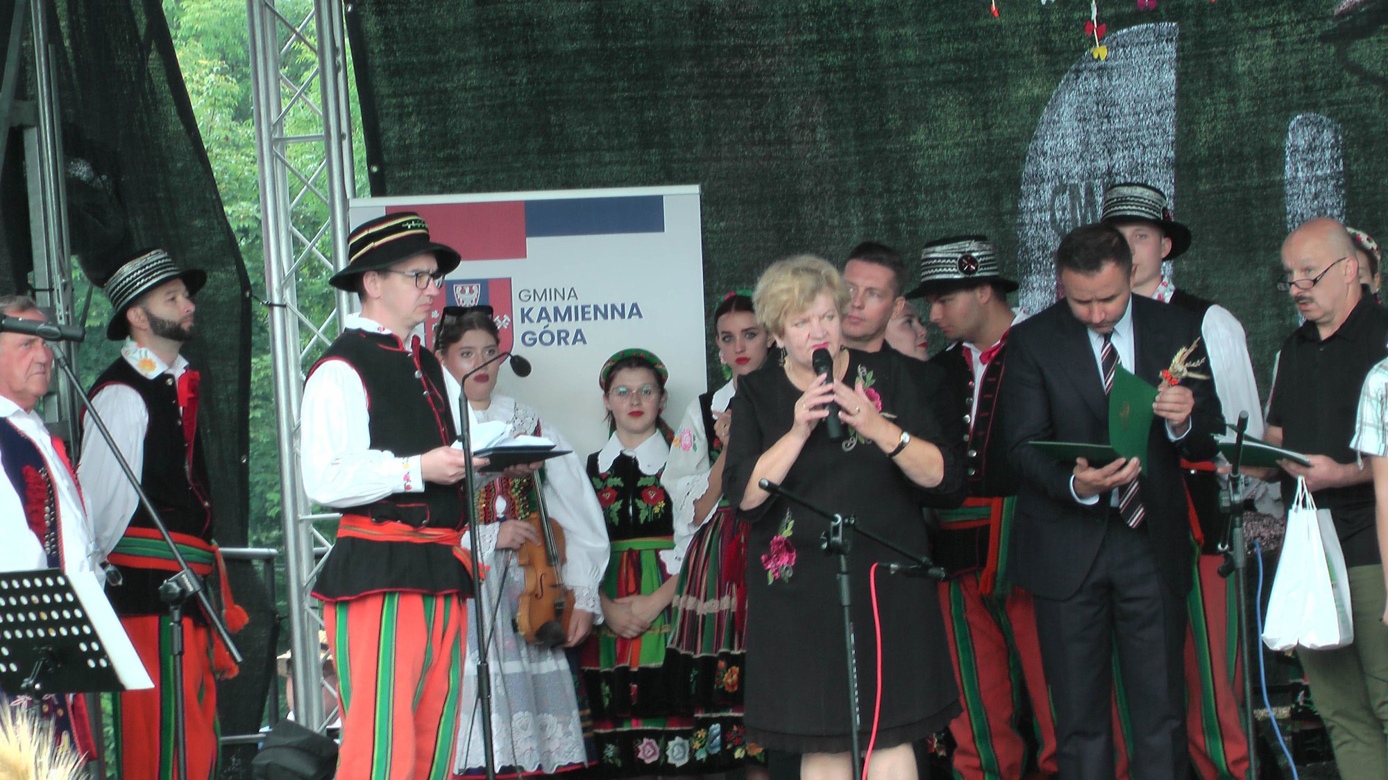 uroczyste-swieto-plonow-w-pisarzowicach-108590