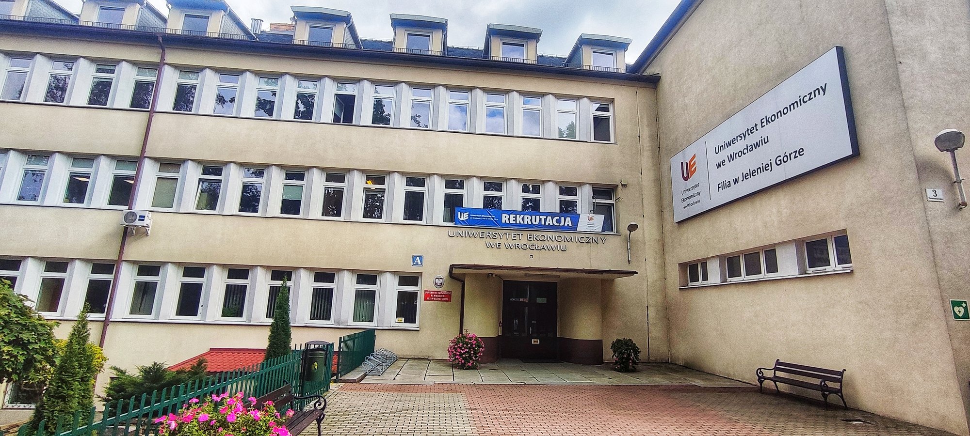 nowe-kierunki-podyplomowe-w-filii-ue-108634