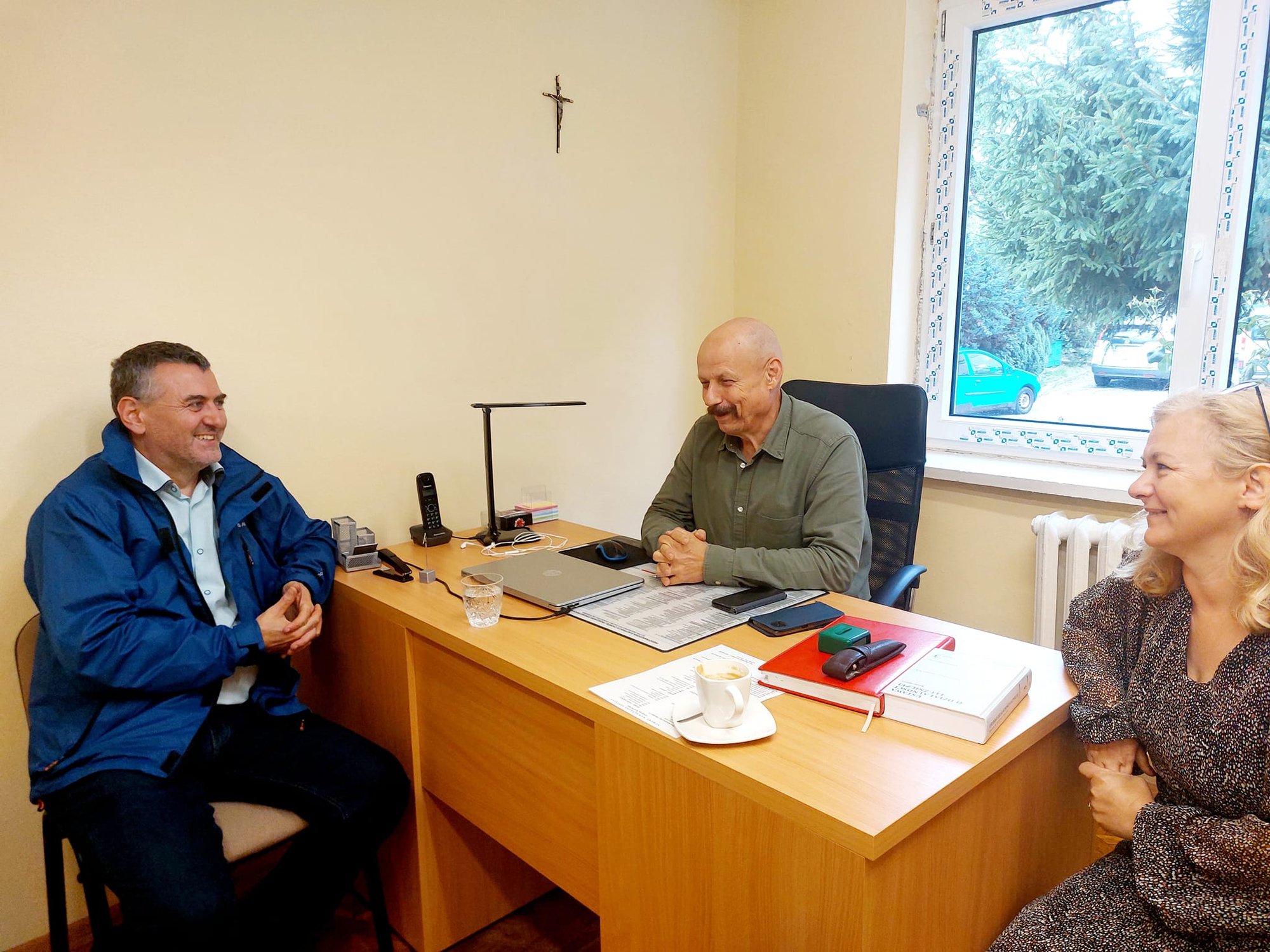dziaa-osrodek-wsparcia-108648