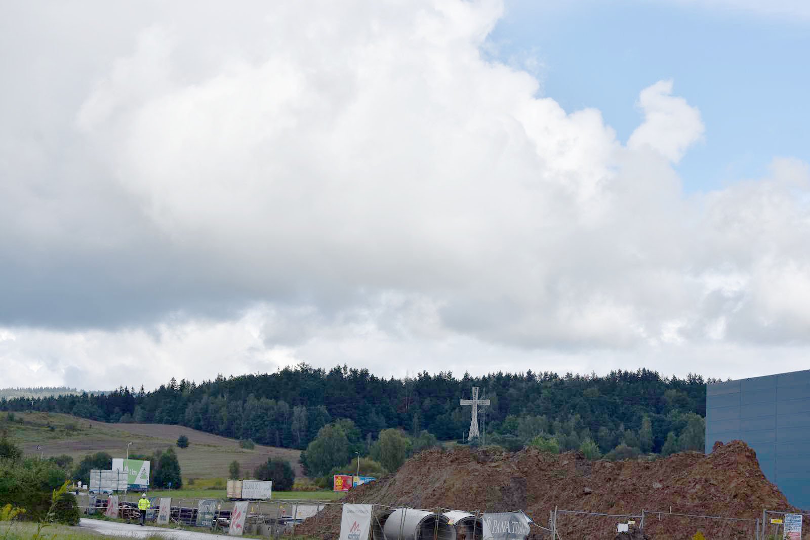 uszkodzony-gazociag-przy-ulicy-thebesiusa-108869
