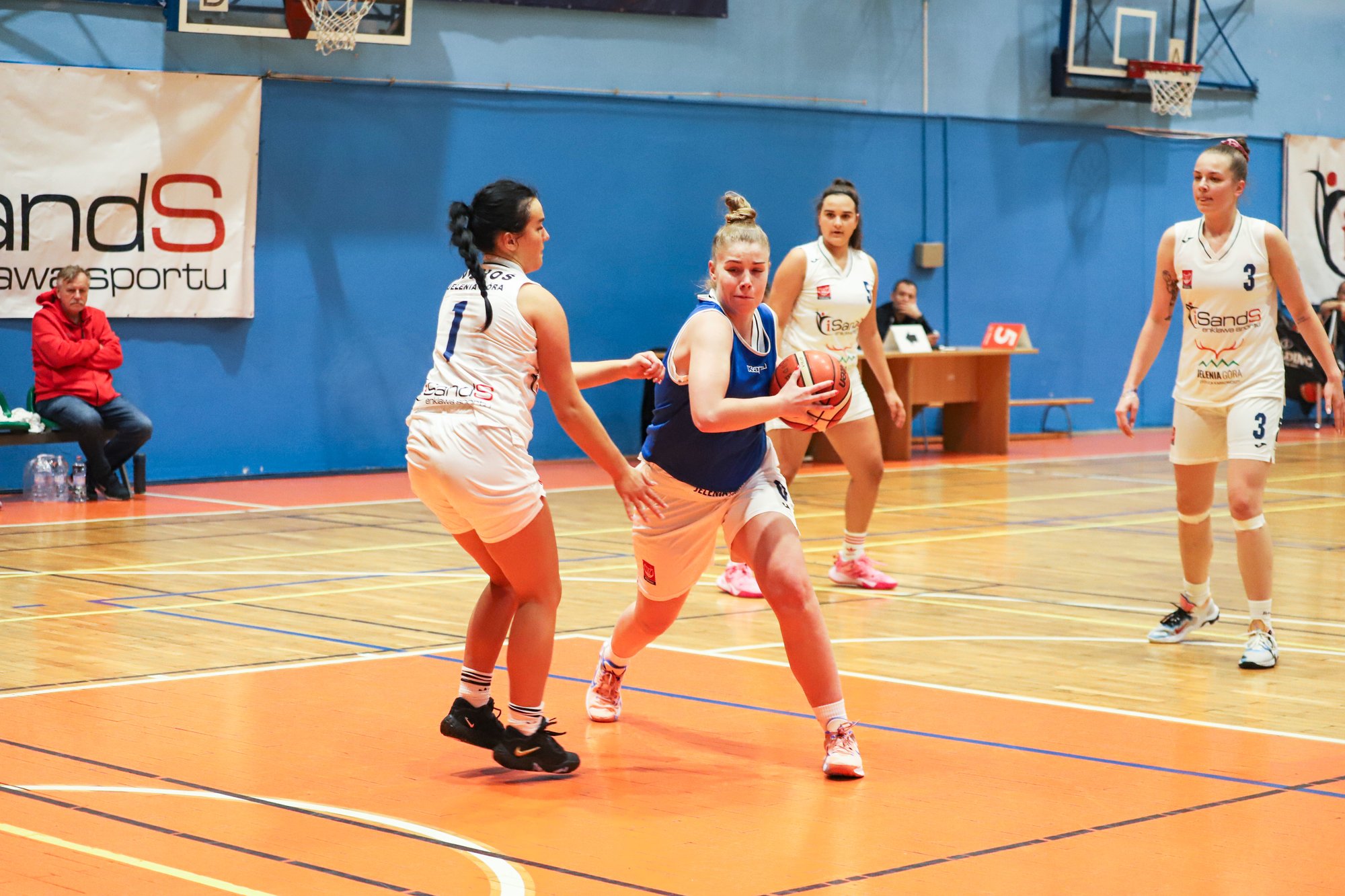 wewnetrzny-sparing-zamiast-gry-z-czeszkami-108882