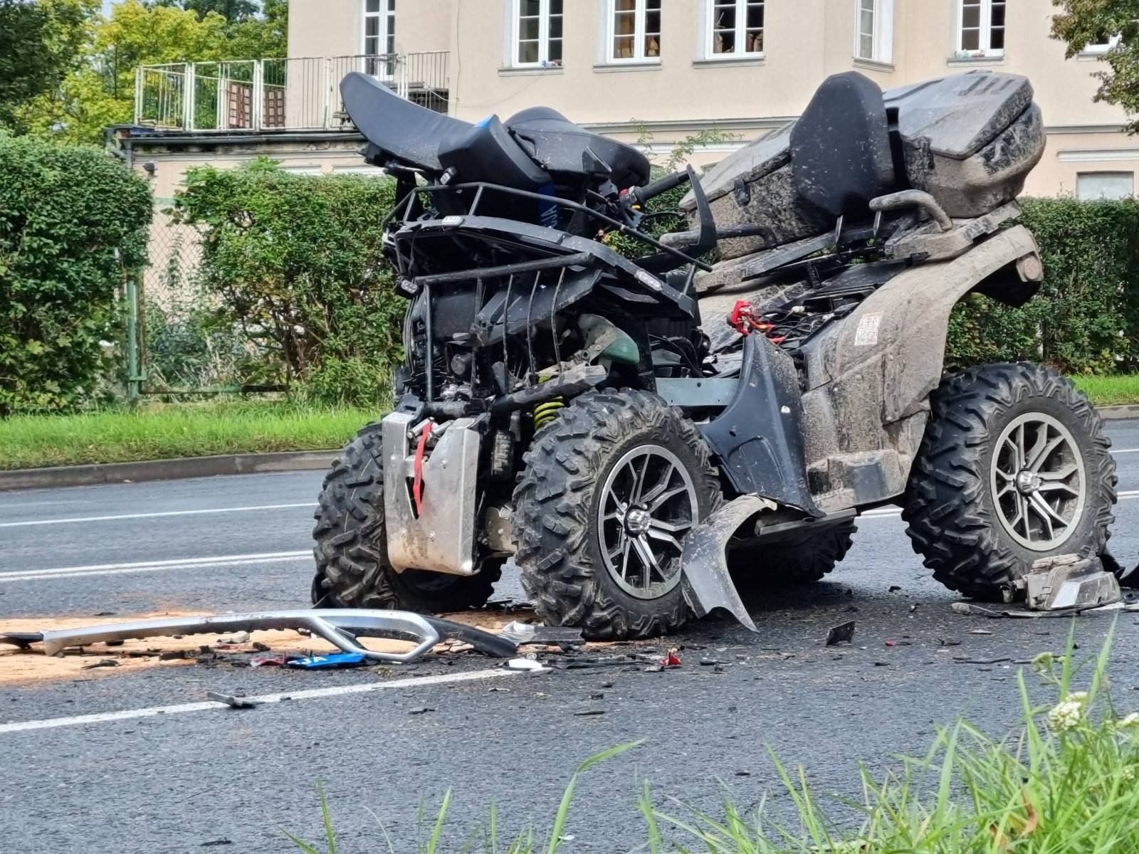 zderzenie-z-udziaem-policyjnego-quada-108896