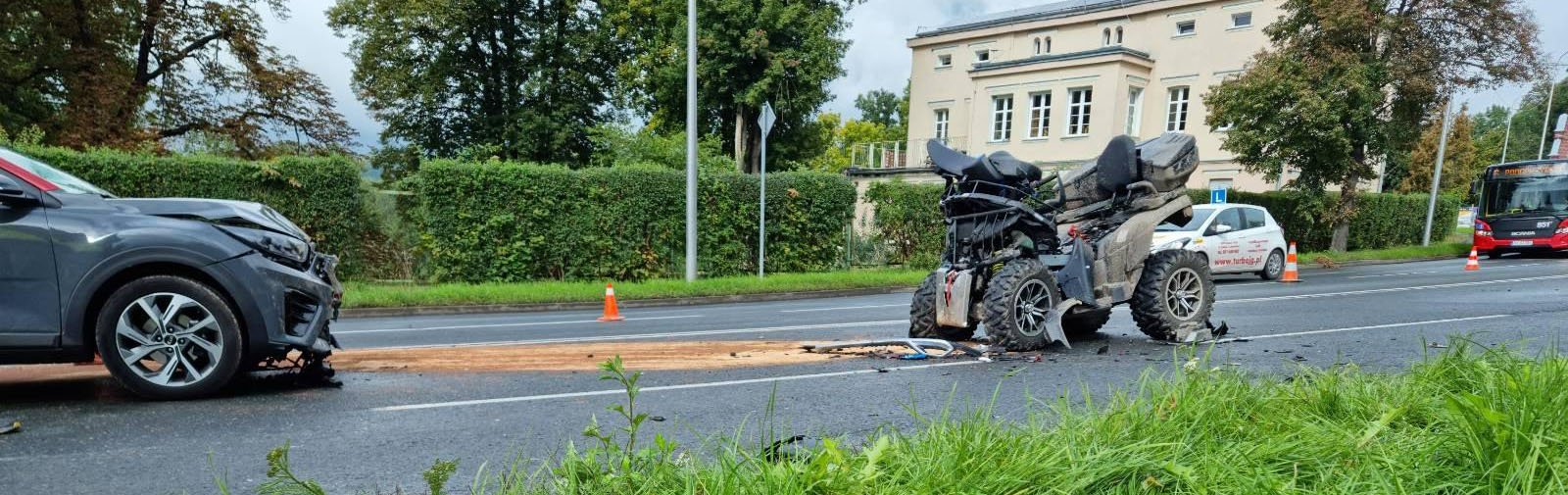 zderzenie-z-udziaem-policyjnego-quada-108896