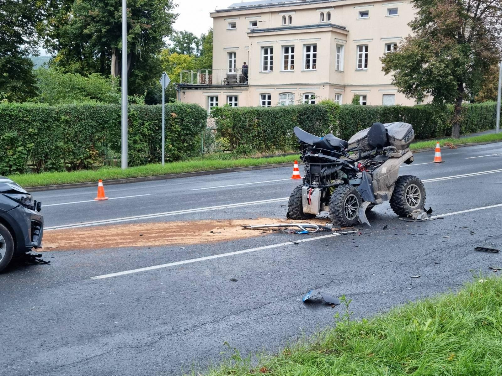 zderzenie-z-udziaem-policyjnego-quada-108896