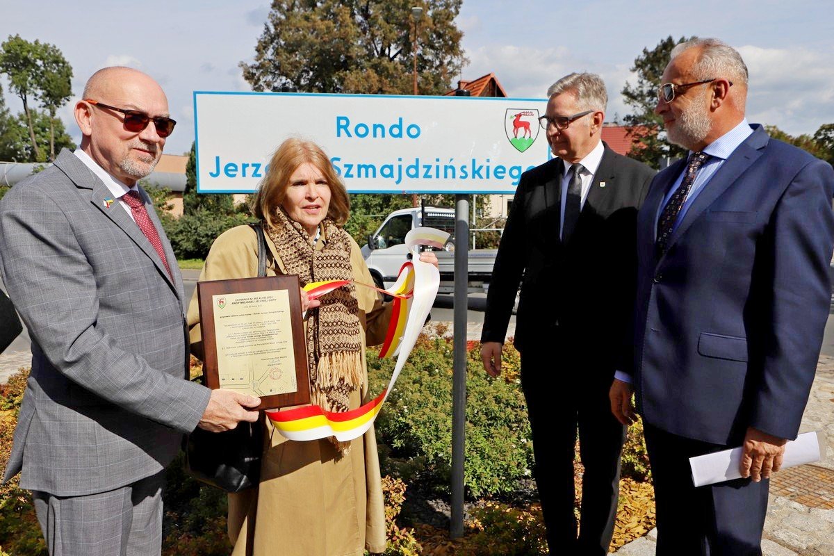 rondo-jerzego-szmajdzinskiego-oznaczone-108990