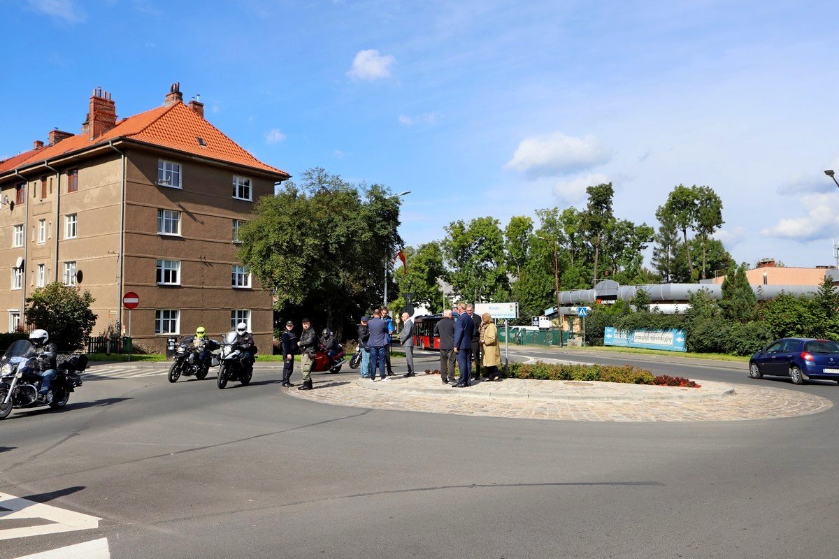 rondo-jerzego-szmajdzinskiego-oznaczone-108990