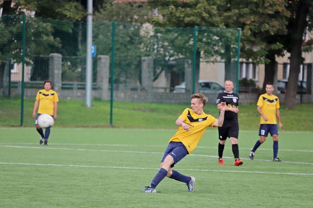 w-starciu-rezerw-09-109082