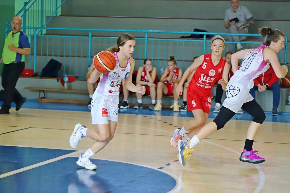kadetki-zaczey-od-wysokiej-porazki-109119